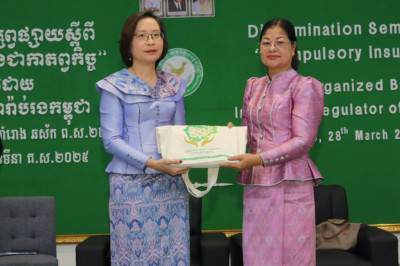 មន្ត្រីក្រសួងសេដ្ឋកិច្ច៖ ម្ចាស់អាជីវកម្ម ដែលប្រឈមហានិភ័យ ត្រូវមានធានារ៉ាប់រងសម្រាប់អាជីវកម្មរបស់ខ្លួន