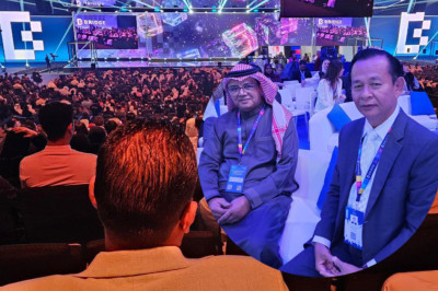 មន្រ្តីជាន់ខ្ពស់ក្រសួងព័ត៌មានប្រាប់អ្នកសារព័ត៌មានបរទេសនៅរាជធានី Abu Dhabi ពីការឈ្លានពានរបស់កងទ័ពថៃមកកម្ពុជា