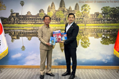 ឯកឧត្តមបណ្ឌិត ឆាយ សុផល ដឹកនាំមន្រ្តីសមាគមអ្នកសារព័ត៌មានអាស៊ីចូលជូបឯកអគ្គរាជទូតកម្ពុជានៅកូរ៉េ