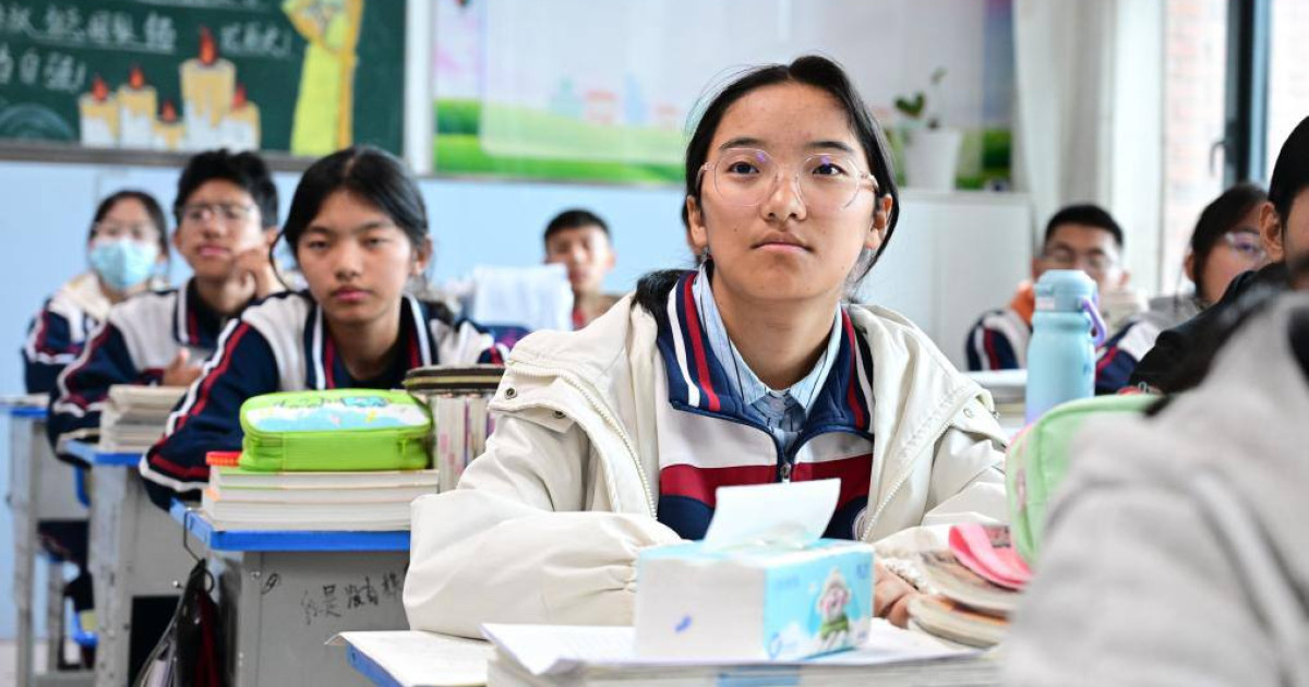 លោក Xi Jinping៖ ការបើកផ្លូវសិក្សាសម្រាប់សិស្សានុសិស្សនៅតំបន់ខ្ពង់រាប