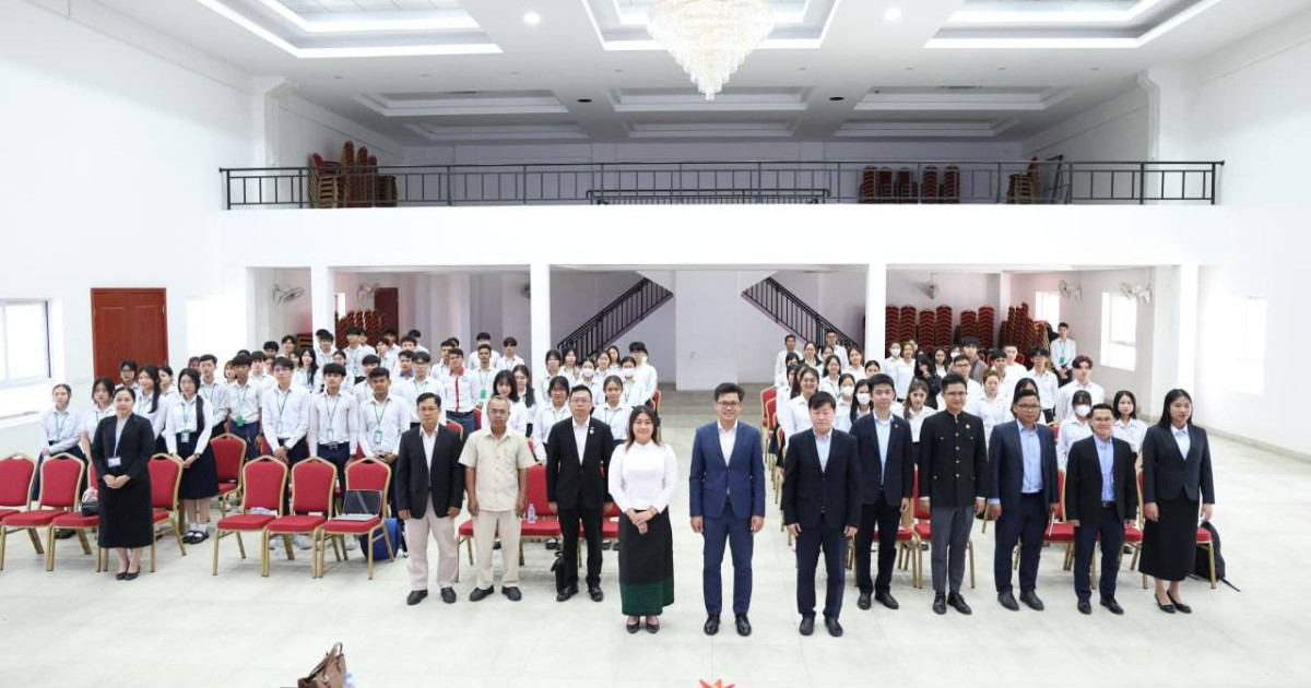 បាឋកថាស្តីពី AI៖ គន្លឹះសម្រាប់ការសិក្សាឆ្លាតវៃ និងសង្គមច្នៃប្រឌិត នៅសាកលវិទ្យាល័យ ទួនហ្វា